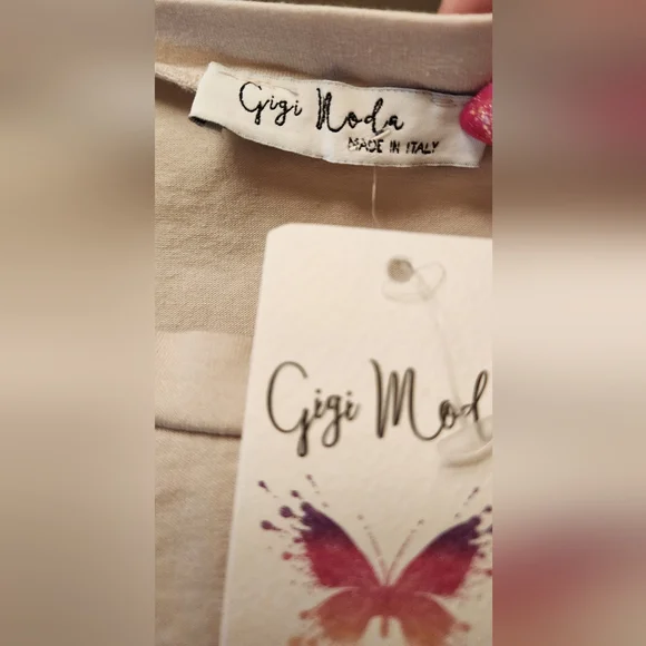 Gigi Moda Wonder Girl Shirt - Picture 4 of 4